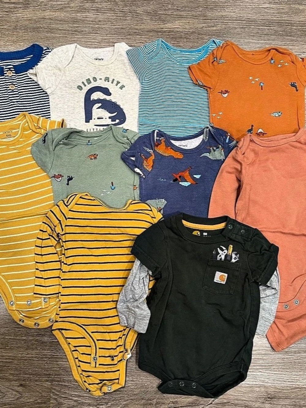 6 M Onesie Lot